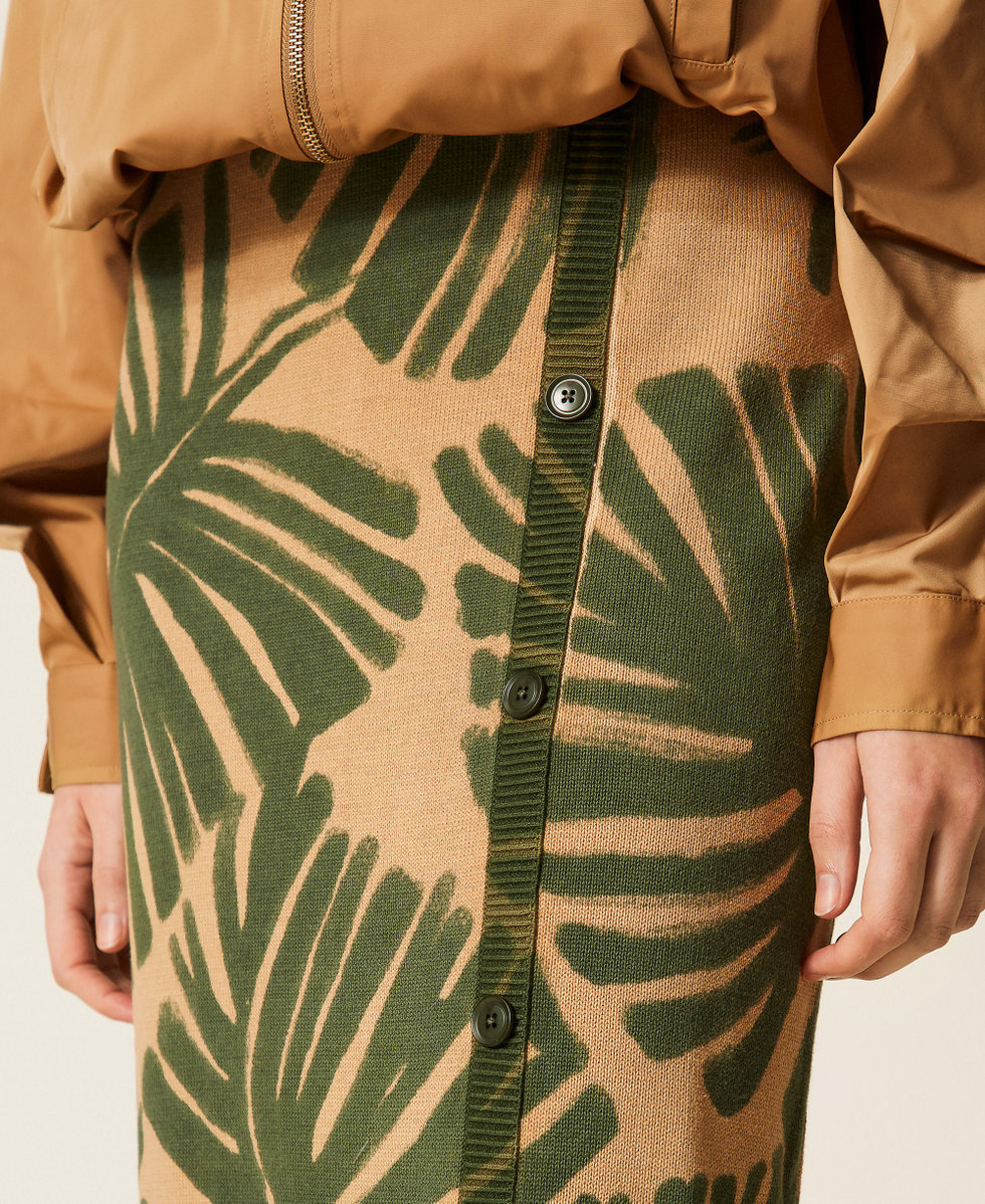 Falda midi de punto con estampado Estampado Jungle Mujer 261LL3FCC_13301_01