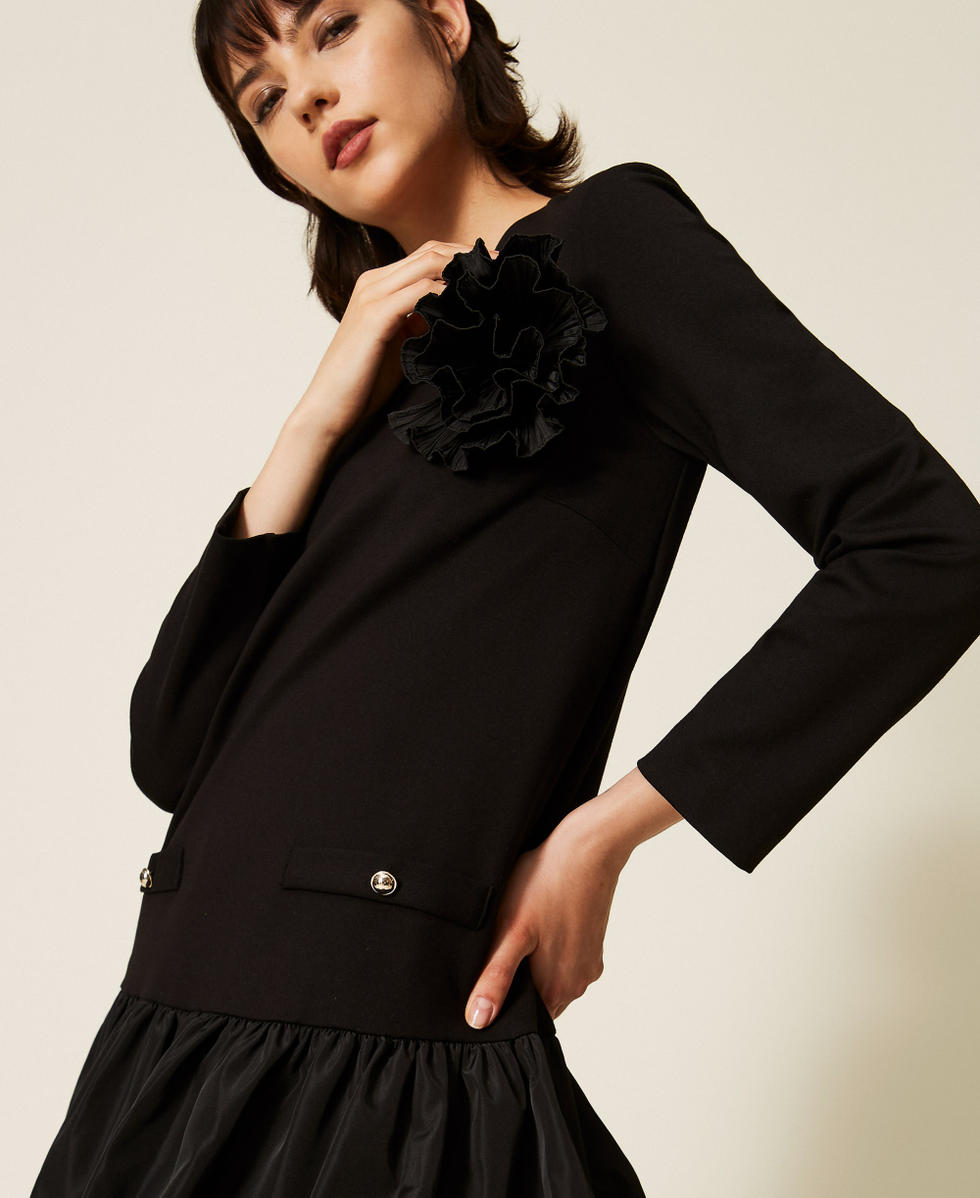 Robe courte avec jupe en taffetas Noir Femme 262AP2522_00006_04