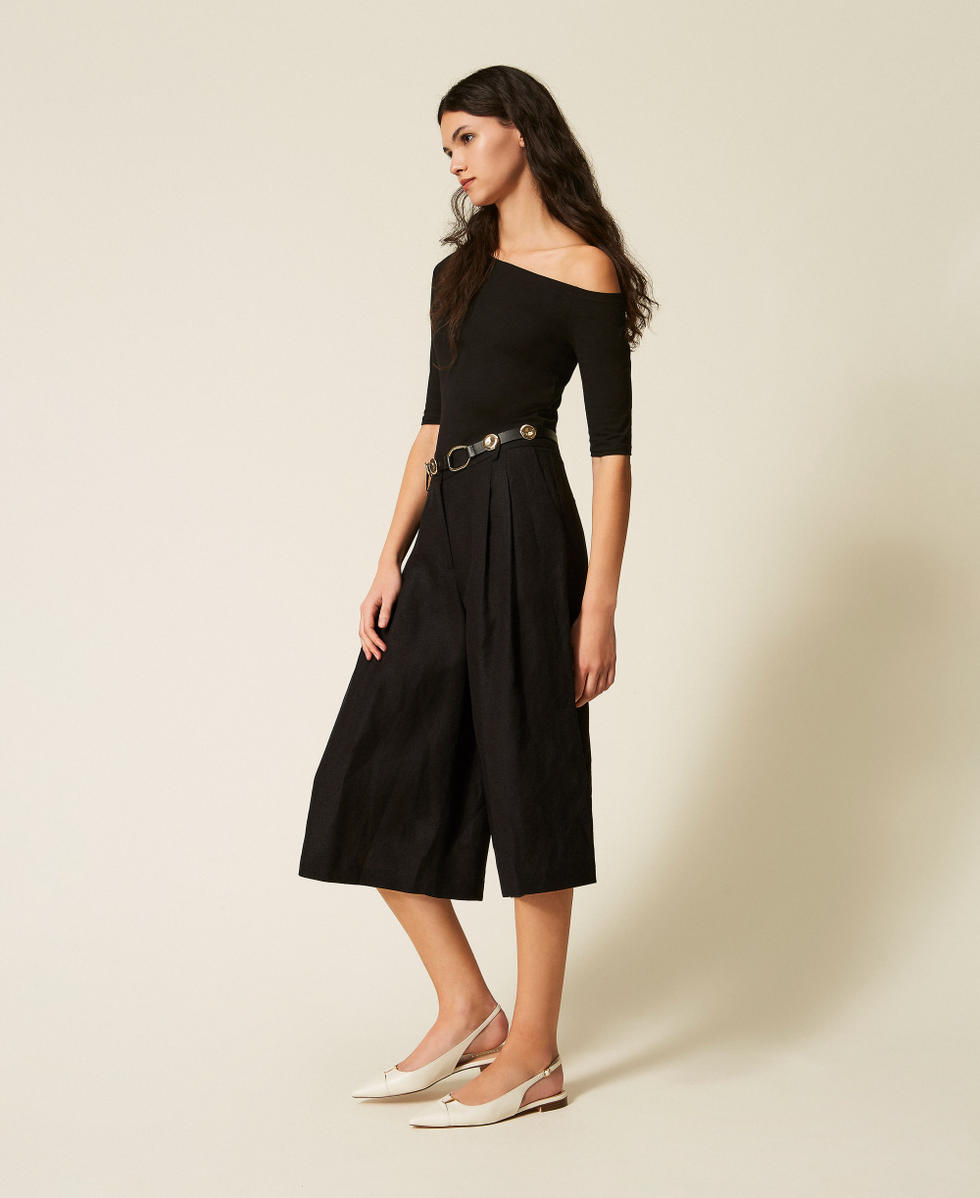 Bermudashorts aus Leinenmischung mit Bundfalten Schwarz Frau 261LL2NGG_00006_02