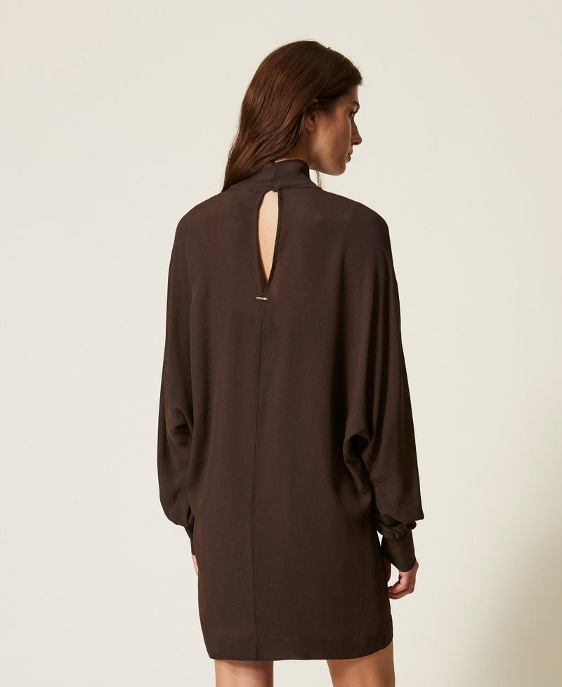 Robe courte en cr&ecirc;pe de Chine Marron Deep Brown Femme 262TF2051_13611_04