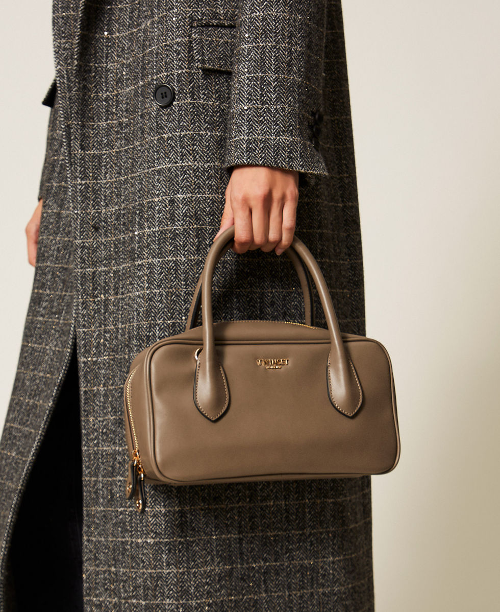 Medium bowler bag with logo