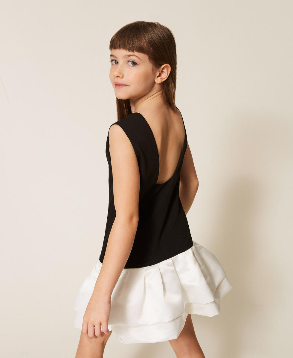 Robe courte en cr&ecirc;pe et satin duchesse Bicolore Noir / Blanc Neige Fille 261GJ2Q54_03710_04