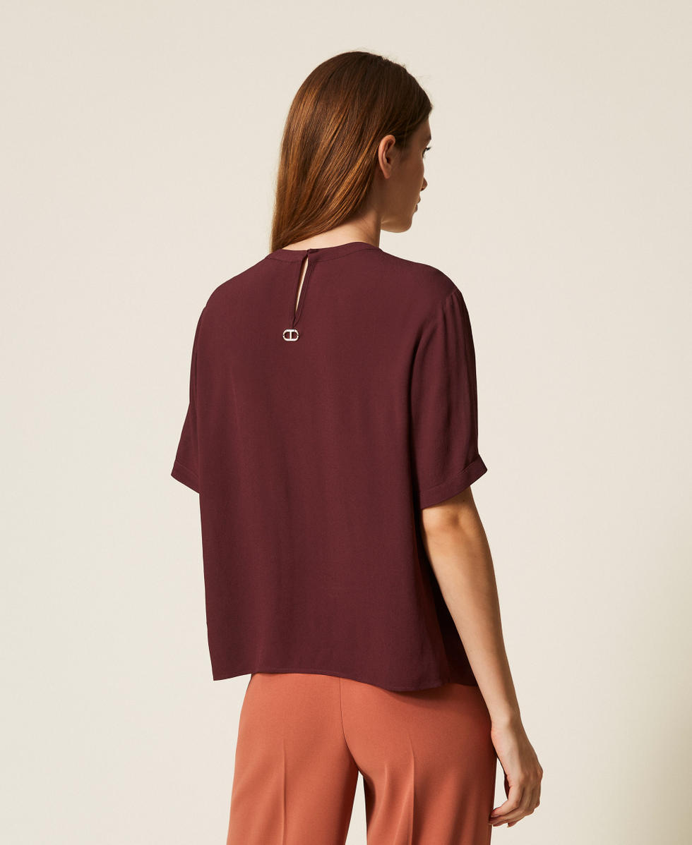 Cr&ecirc;pe de Chine blouse with cut-out &ldquo;Wine tasting&rdquo; Purple Woman 252TP2292_05609_03
