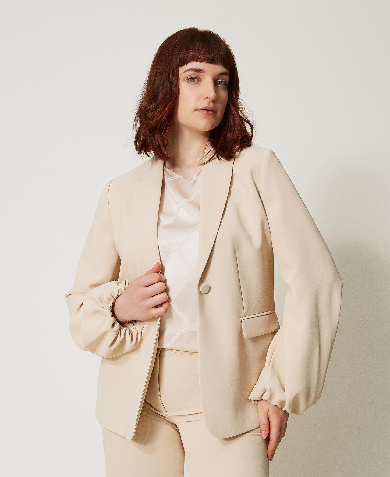 Giacca in cr&ecirc;pe con maniche arricciate Delicate Beige Donna 251TP2320_12140_01