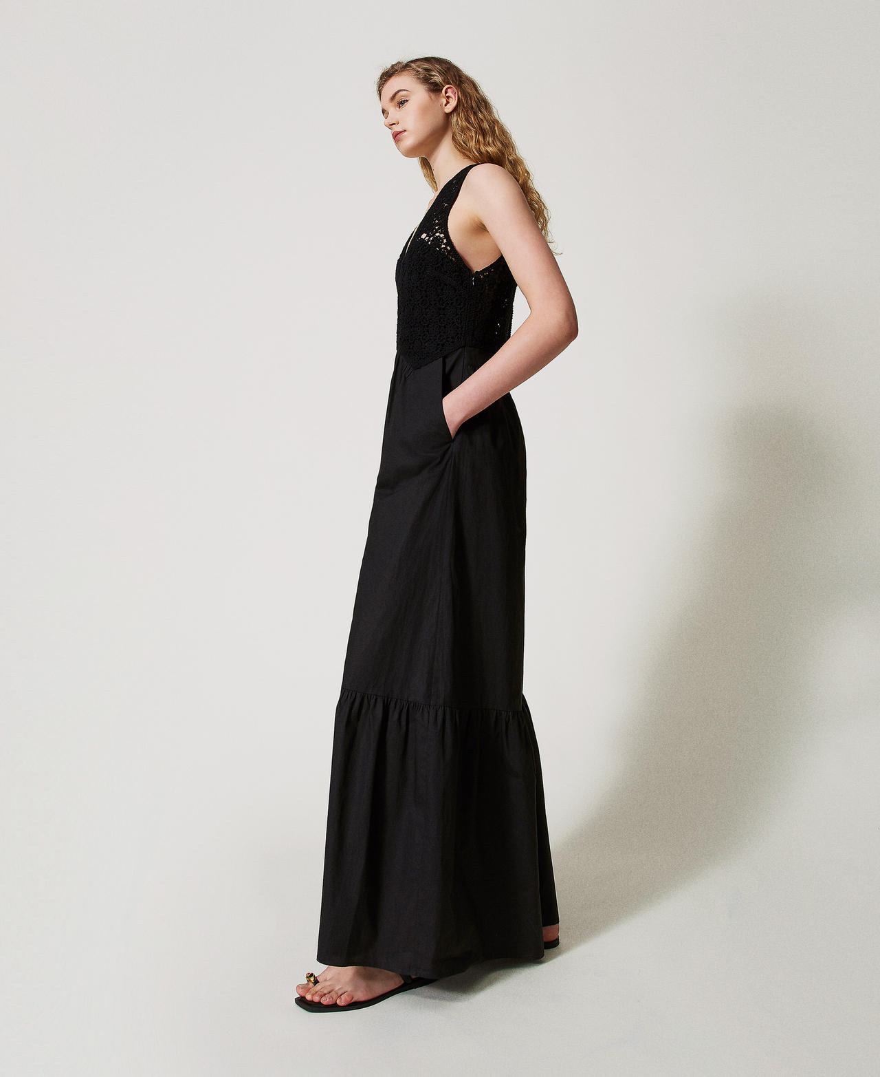 Long poplin jumpsuit with crochet Black Woman 251TT2084_00006_02
