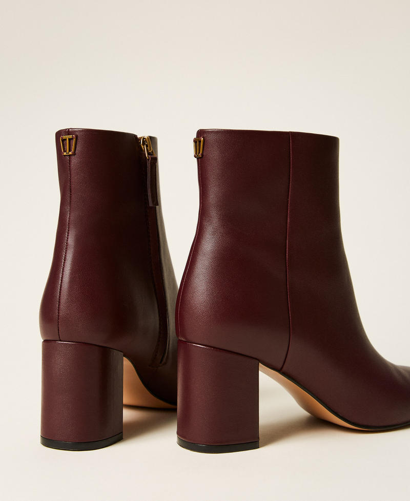 Stivaletti in pelle Bordeaux Donna 262TGT056_00020_03