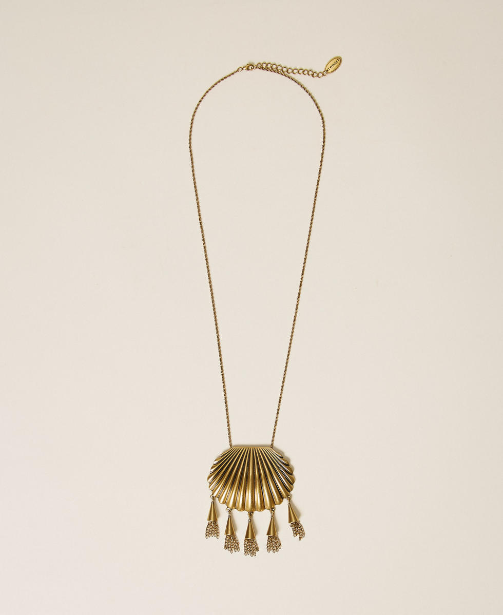Necklace with shell pendant