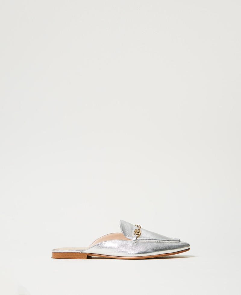 Leather mules with Oval T Silver Woman 251TCP136_00995_01