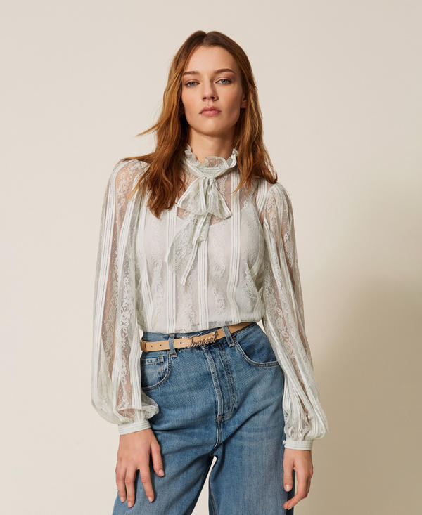 Blusa in pizzo a righe con fiocco