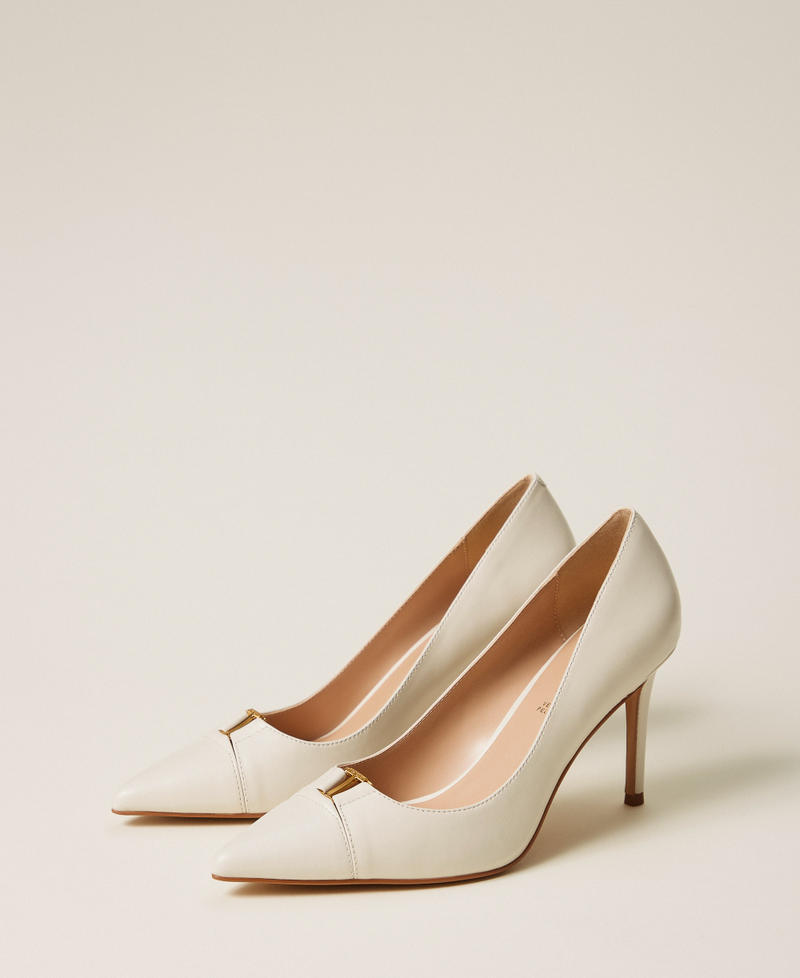 Hohe Pumps aus Leder Lilie Frau 261TCP030_00381_02