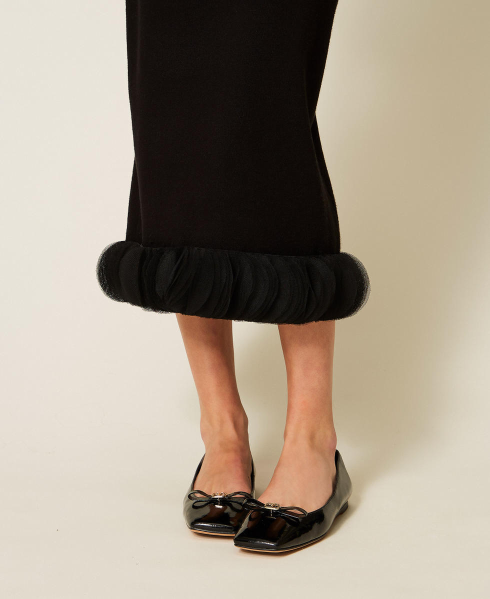 Falda midi de punto y organza Negro Mujer 252AP3013_00006_04