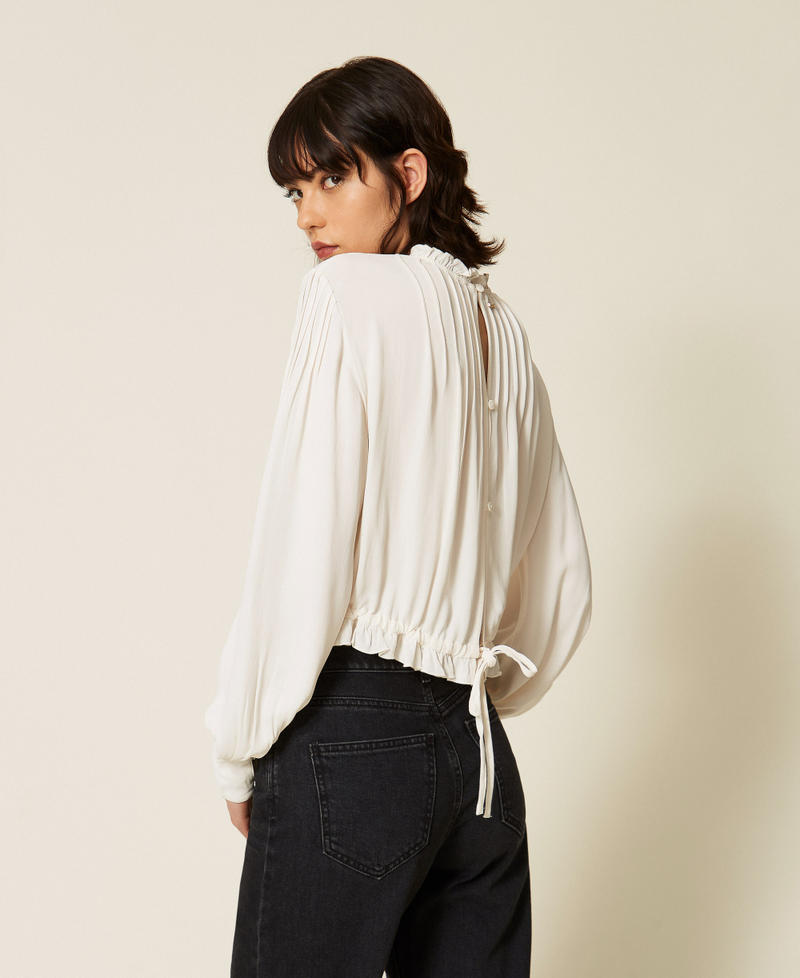 Blusa in cr&ecirc;pe con ricamo floreale Madreperla Donna 262TP2250_00059_03