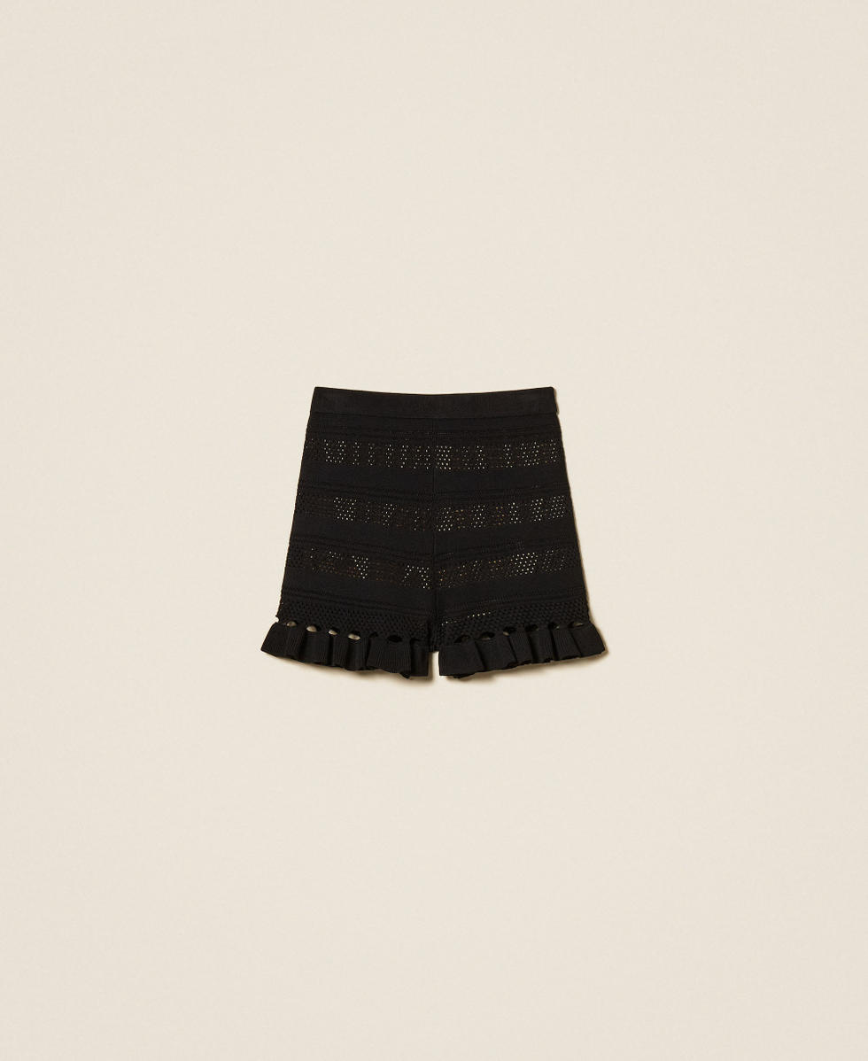 Knit shorts with ruffles