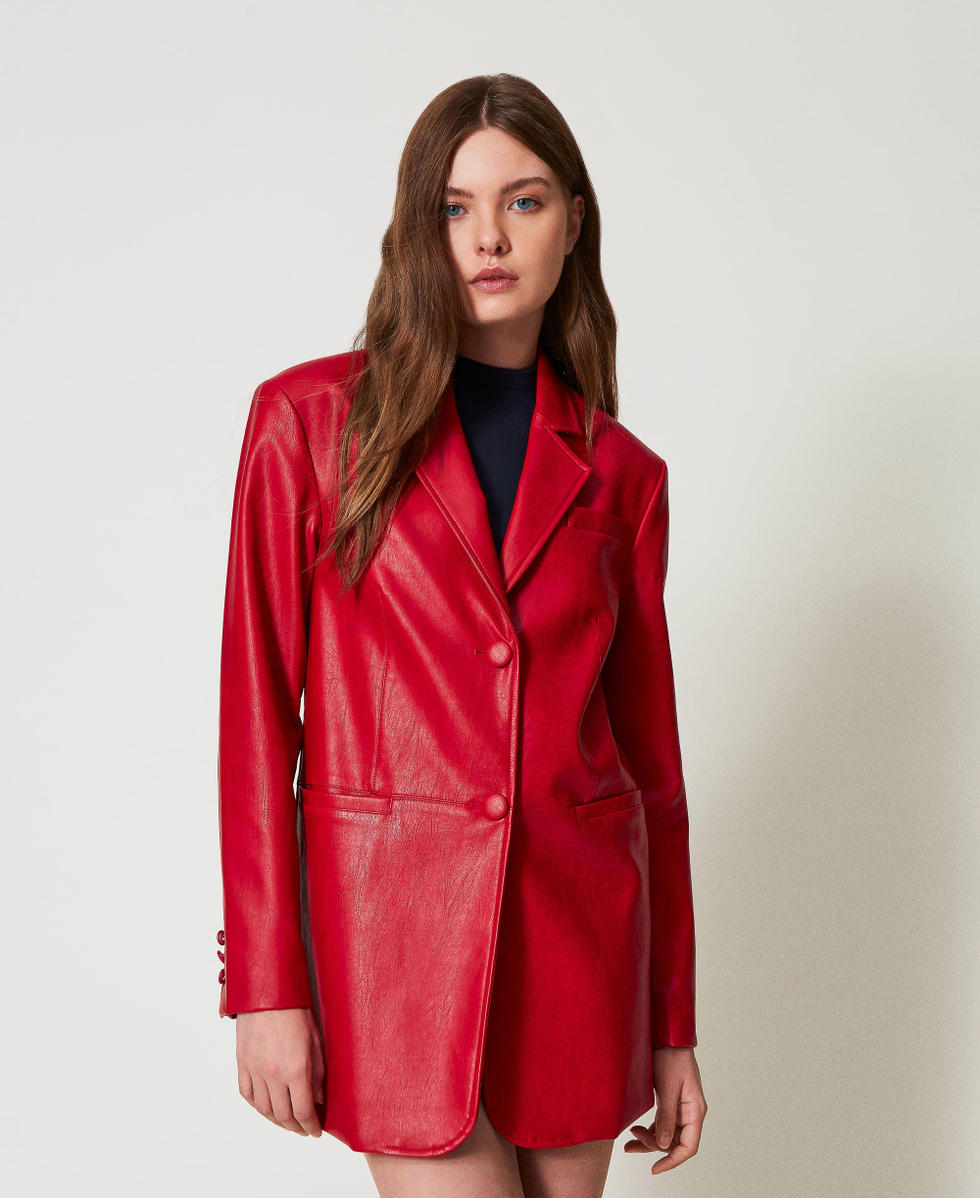 Chaqueta blazer larga con efecto piel