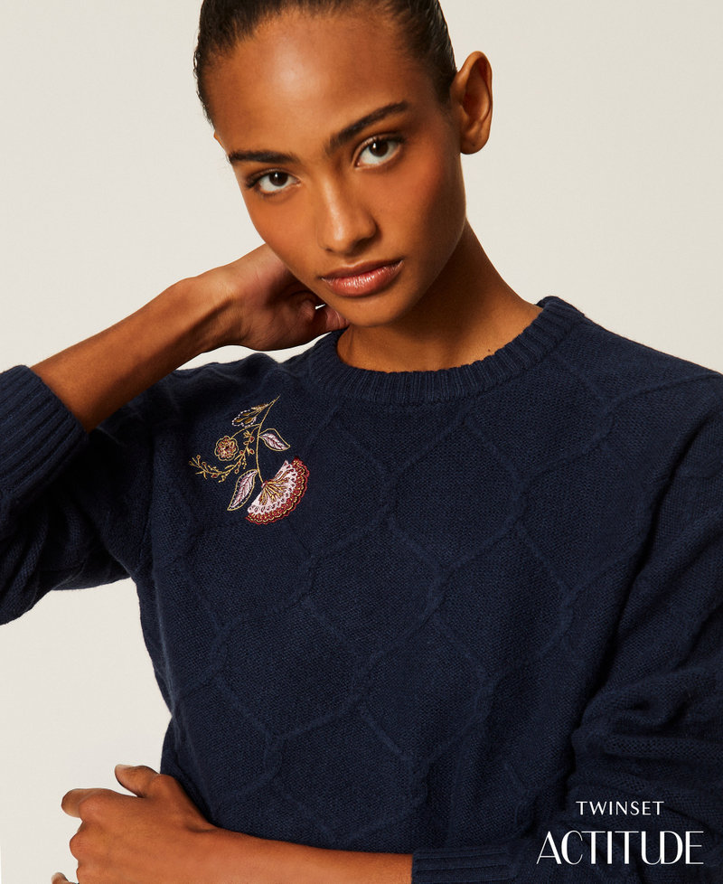 Crew neck wool jumper with floral embroidery Blue Paint Woman 262AP3191_13182_PA
