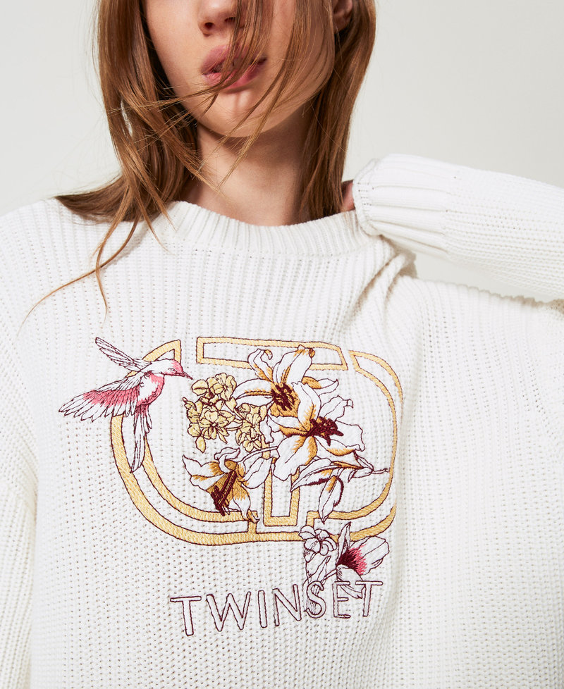 Jumper with Oval T and embroidery