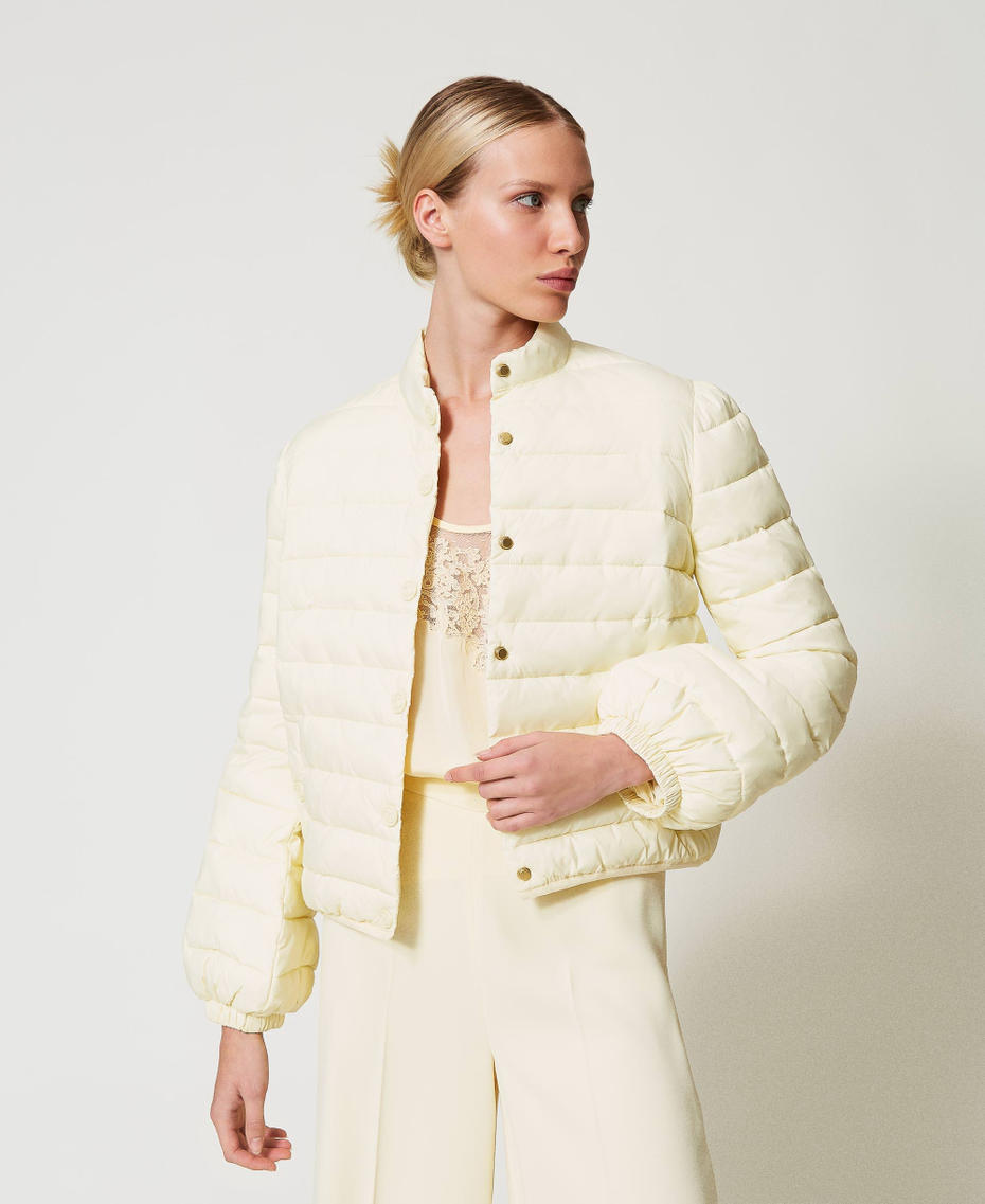 Lightweight puffer jacket with logo buttons Vanilla Woman 251TP2030_12143_01