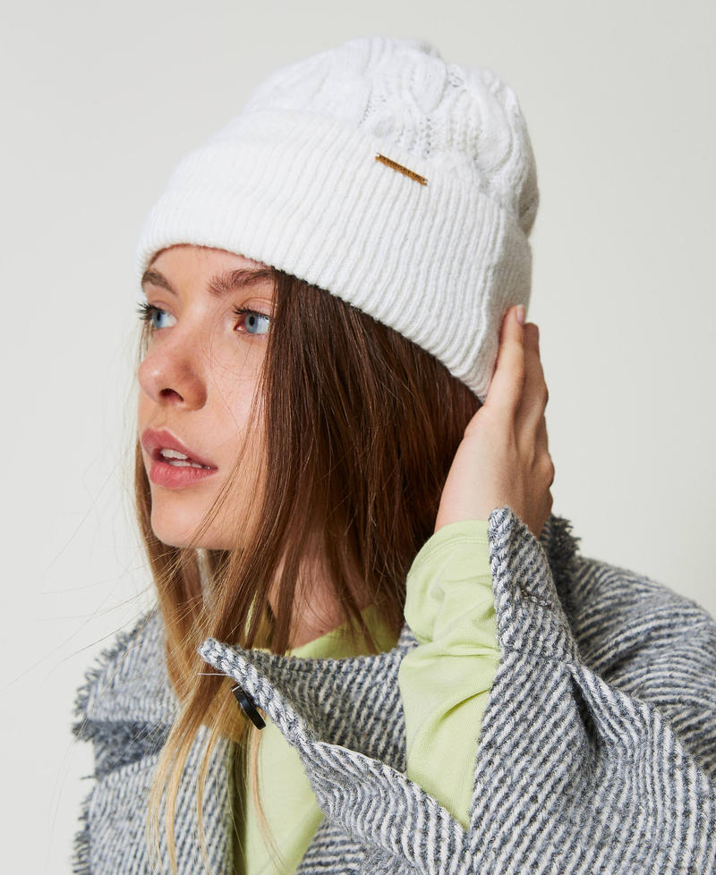 Cable knit beanie hat Mother Of Pearl Woman 242LI4AMM_00059_0S