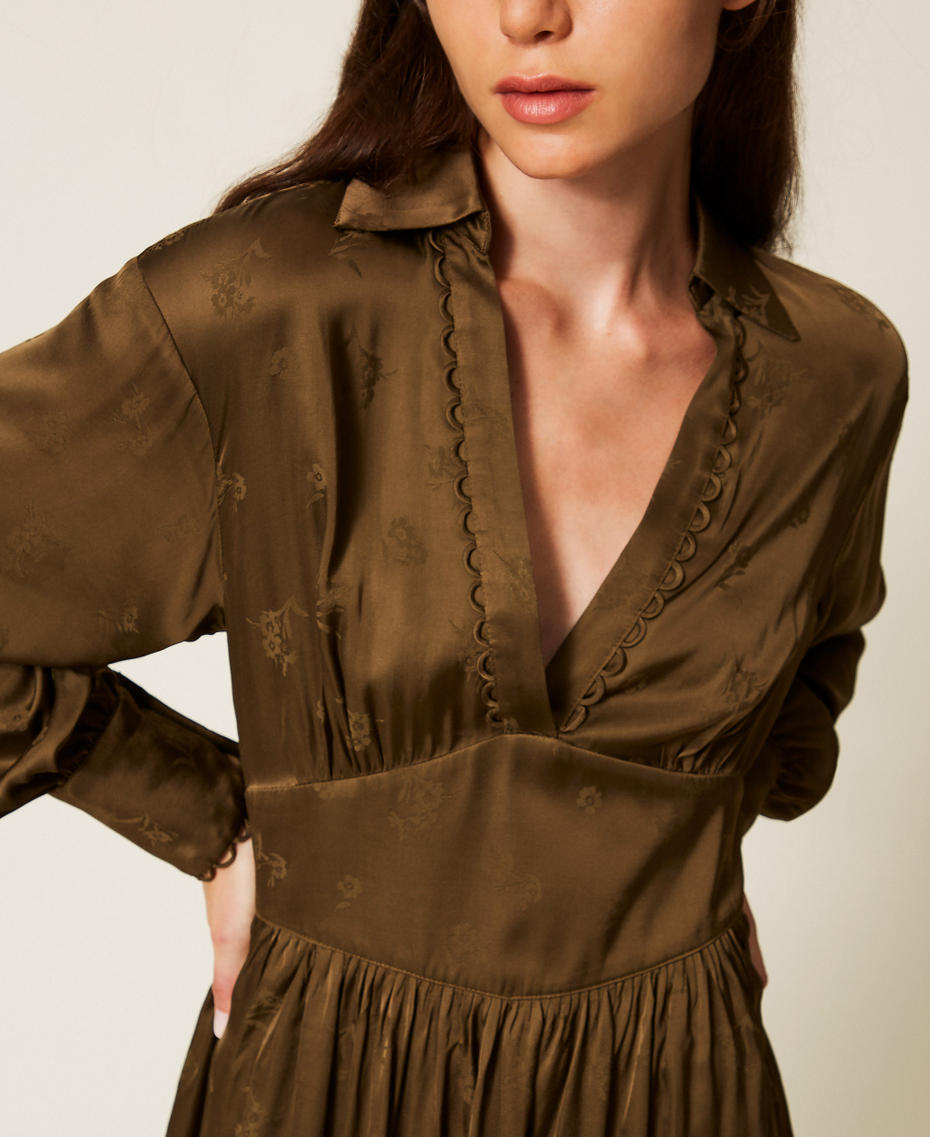 Robe courte en satin jacquard Vert Hêtre Femme 252TT2364_12537_04