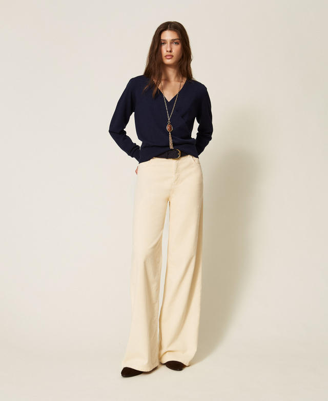 Pantalon ample en velours côtelé