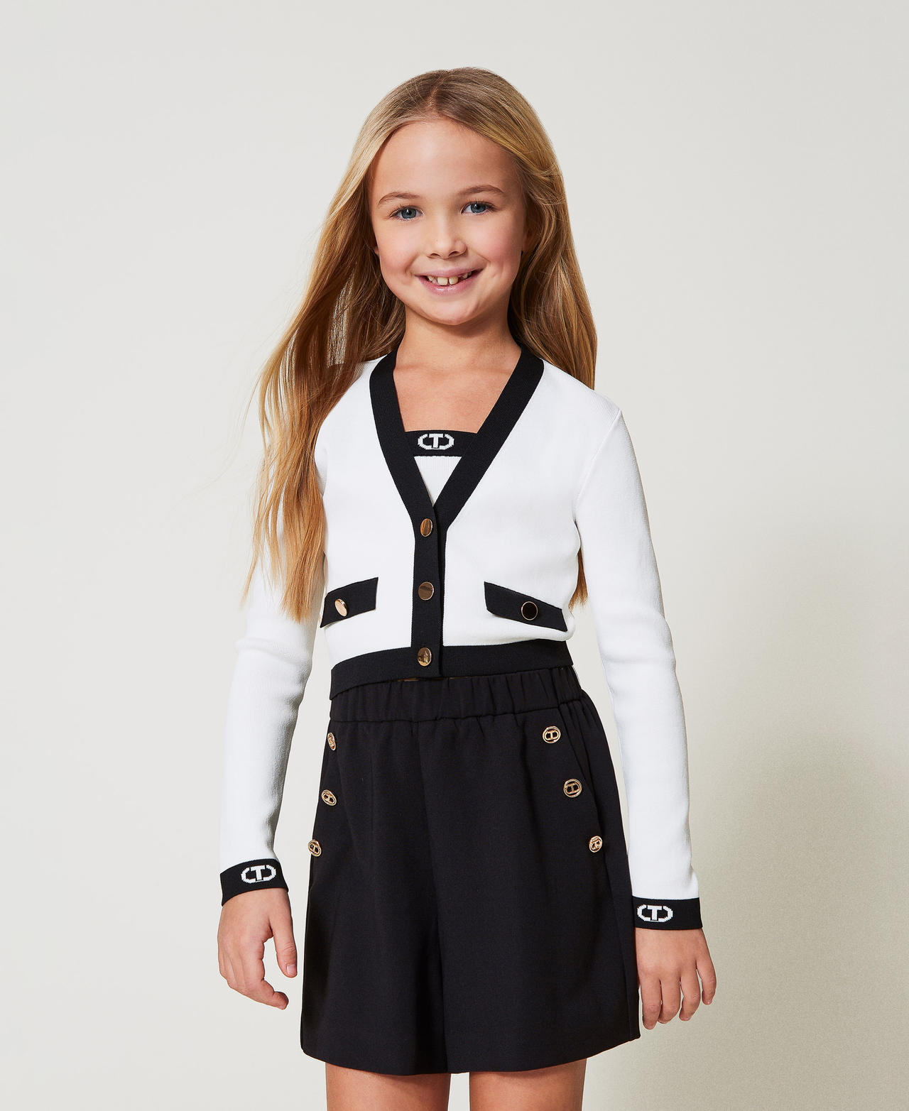 Cardigan a coste con Oval T jacquard Bicolor Bianco "Ice" / Nero Bambina 251GJ3QW4_02849_01