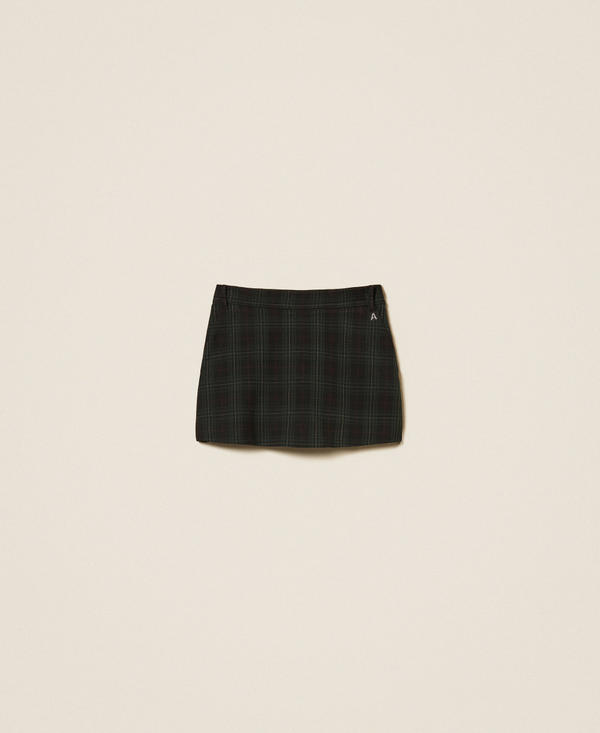 Tartan shorts with panel