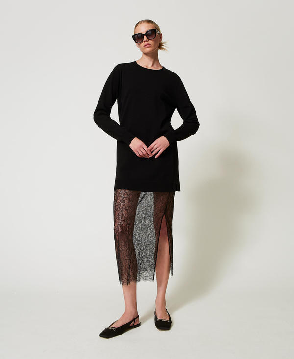 Short knit dress and lace skirt