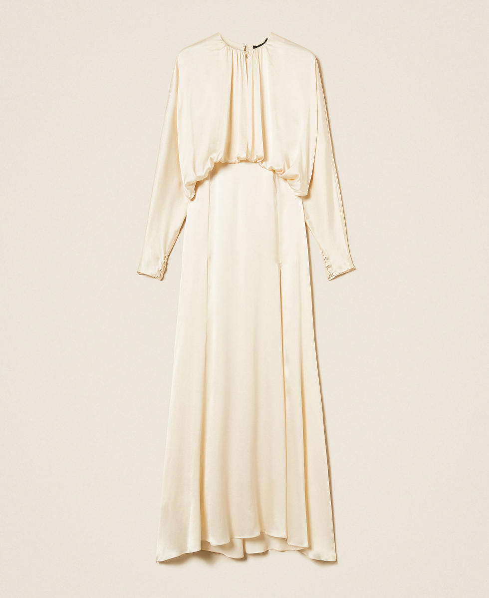 Langes Kleid aus Seidenmischsatin