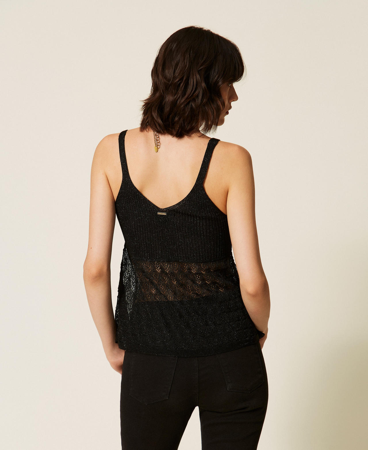Figurbetontes Stricktop Lurex Schwarz Frau 262TP3Q30_13597_03