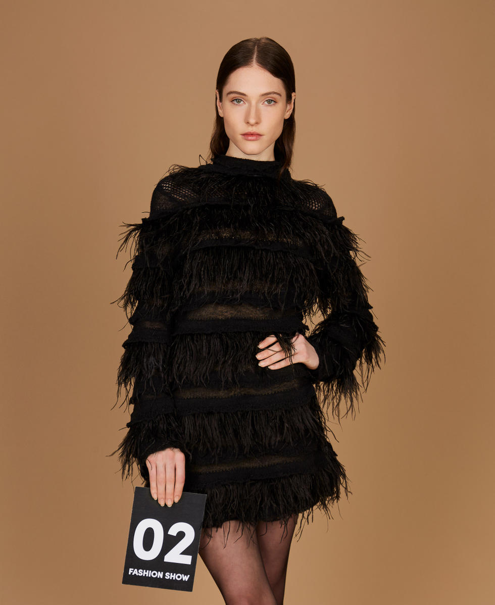 Robe courte en maille avec plumes Noir Femme 252TS3240_00006_PS