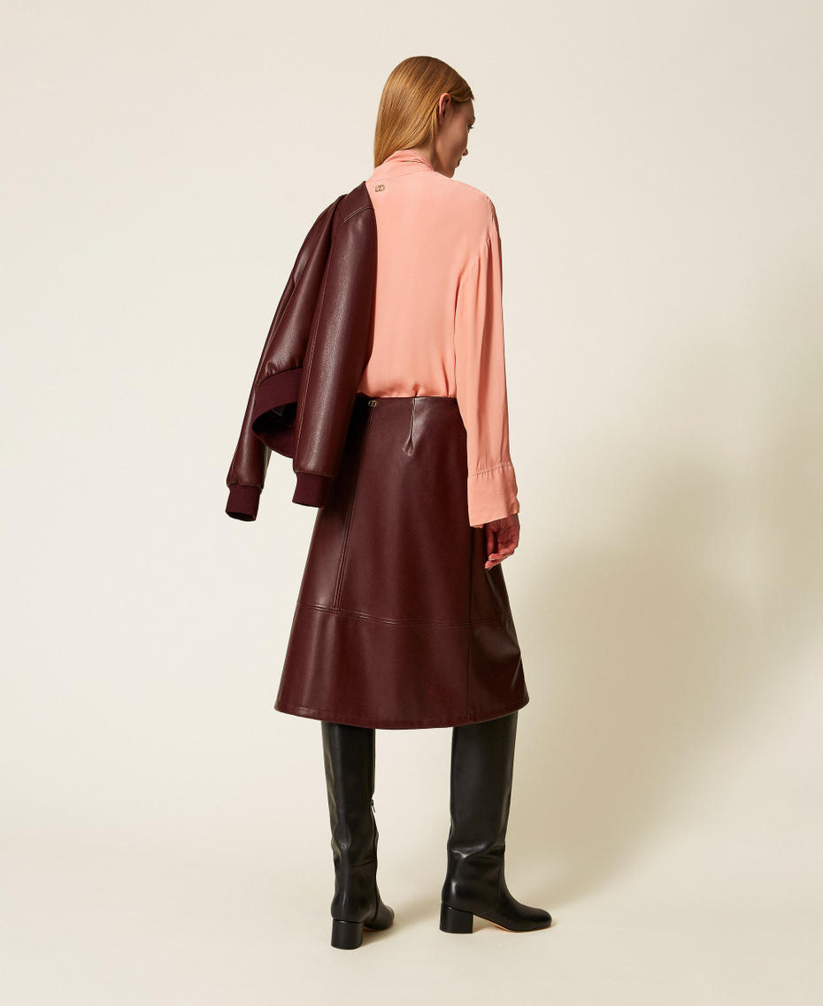 Faux leather midi skirt with buttons “Wine tasting” Purple Woman 252TP2233_05609_04