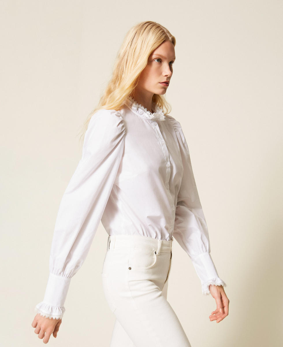 Chemise en popeline avec dentelle
