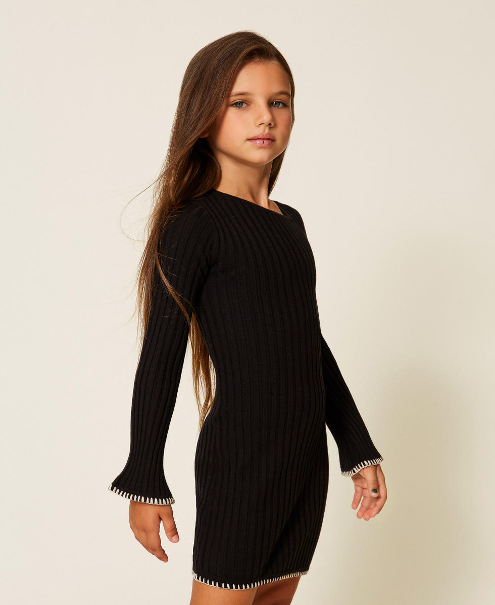 Robe courte en maille c&ocirc;tel&eacute;e Noir Fille 252GJ3093_00006_02