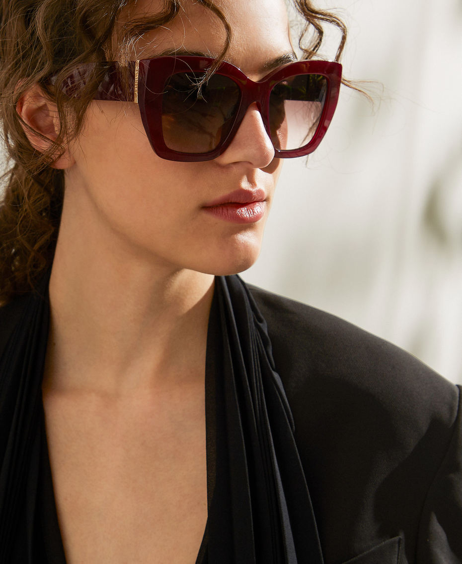 Opalescent oversized sunglasses Shiny Opal Bordeaux Woman 999TZ505A_12472_T0