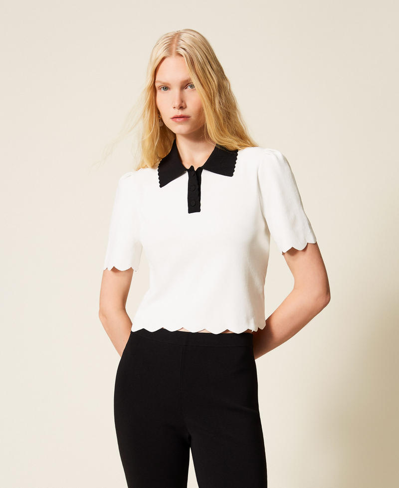 Pull polo bicolore avec festons Bicolore Noir/Blanc Neige Femme 261TP3371_12063_01