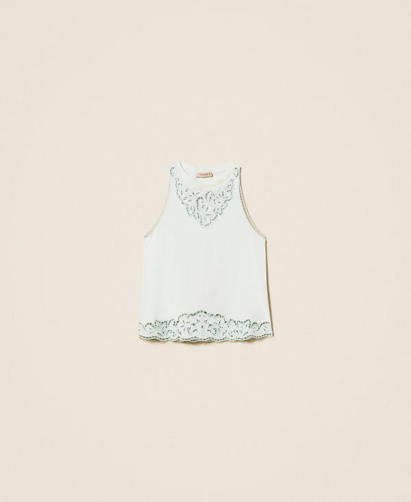 Топ с интарзийной вышивкой