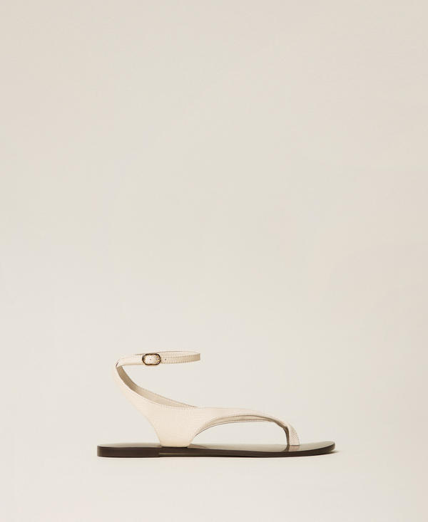 Sandali infradito flat in pelle