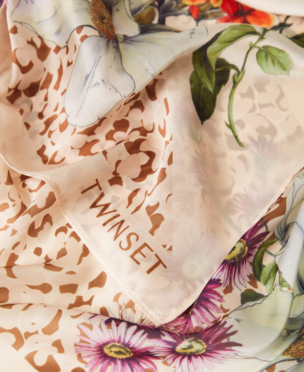 Foulard mit floralem Print Animal-Print/Blumen Beige &bdquo;Parchment&ldquo; Frau 261TA4220_13261_02