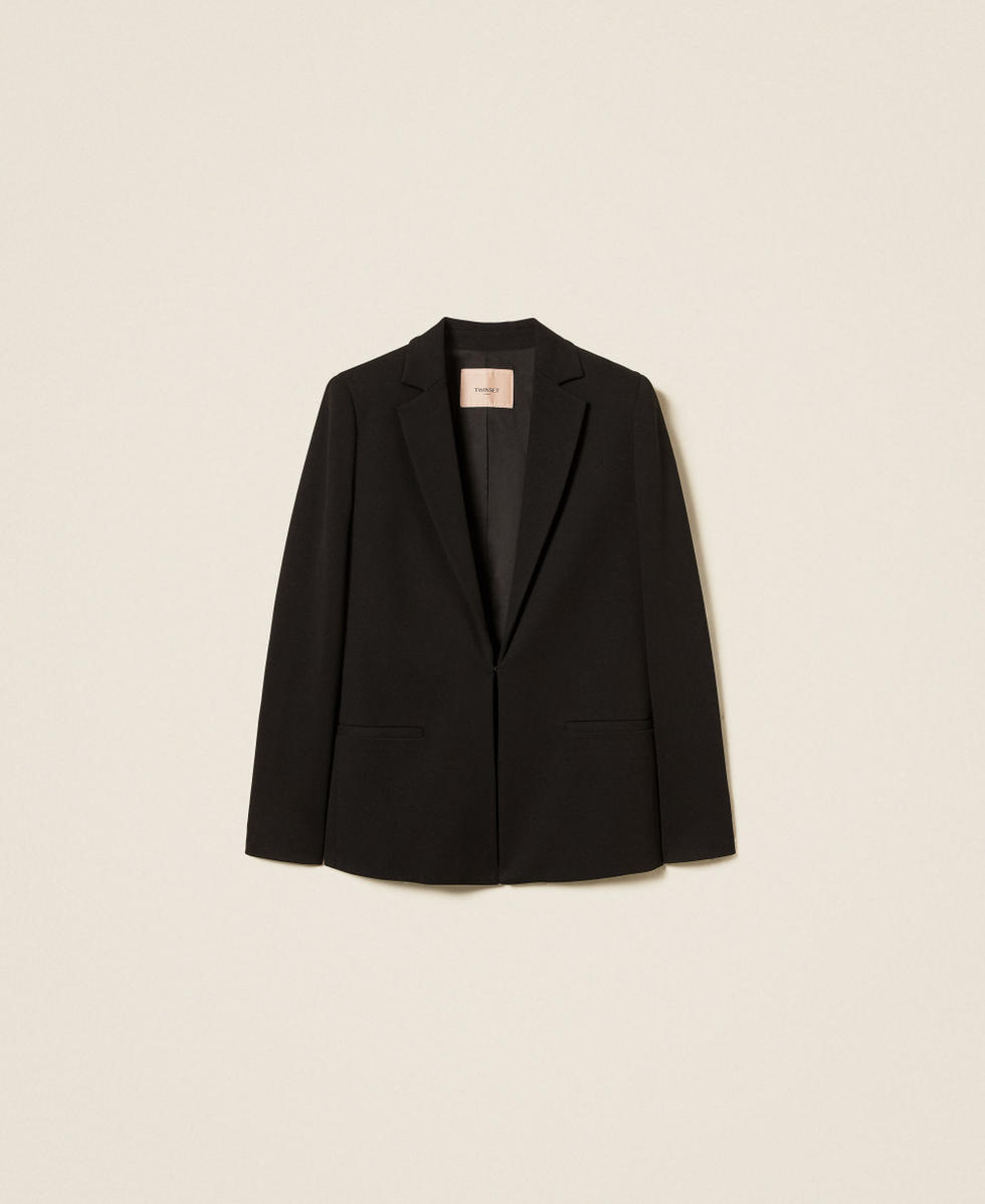 Slim fit blazer with pockets