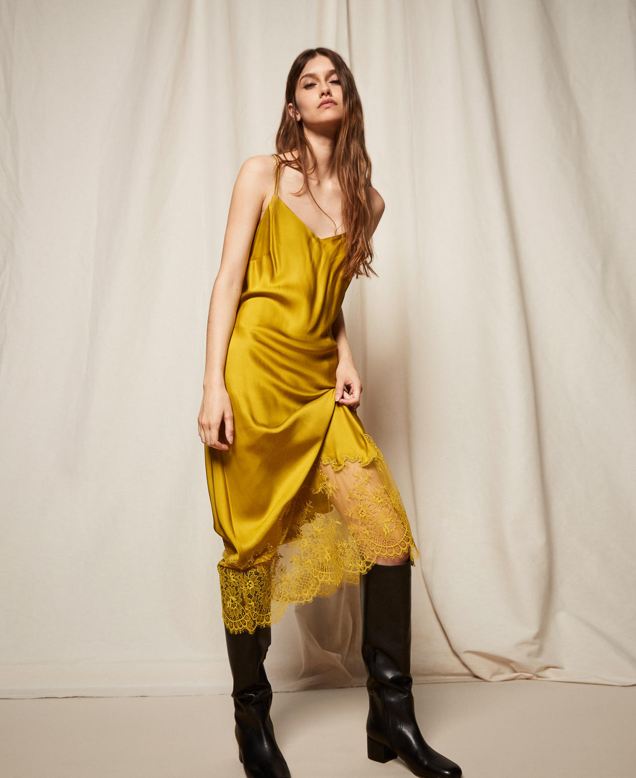 Midi satin and lace dress Woman, Yellow | TWINSET Milano