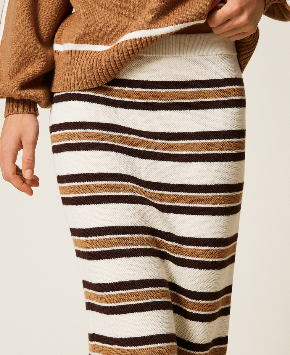 Midi knit skirt with stripes