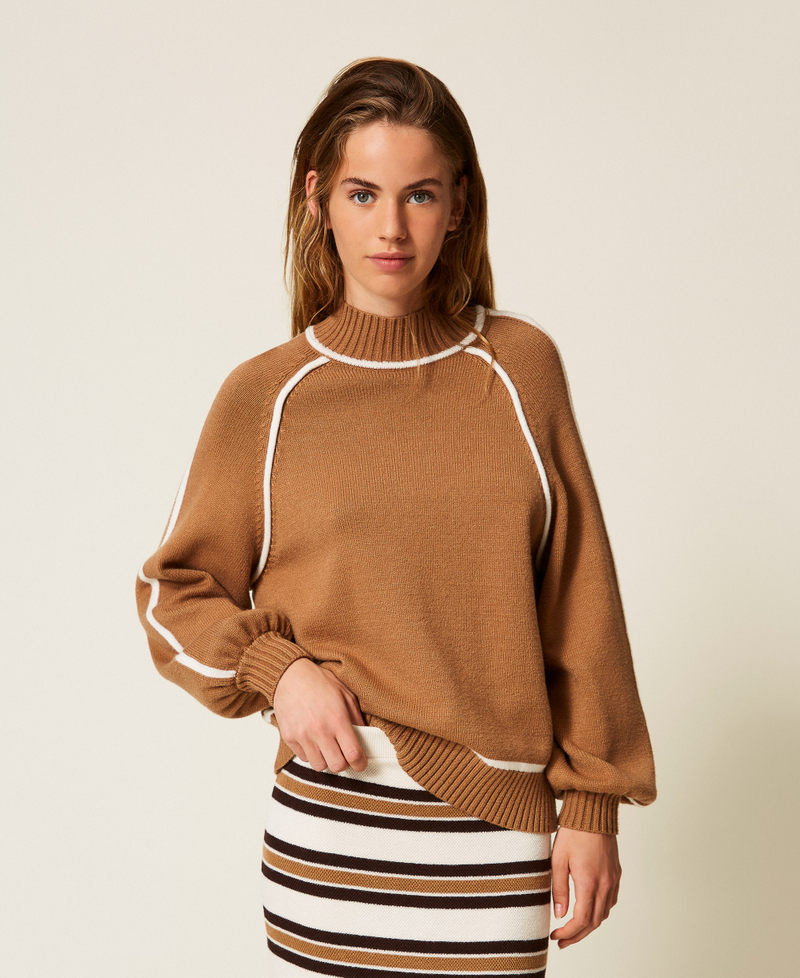 Pullover mit Kontrasträndern Zweifarbig Camel / Off White Frau 252LI3NCC_12725_01