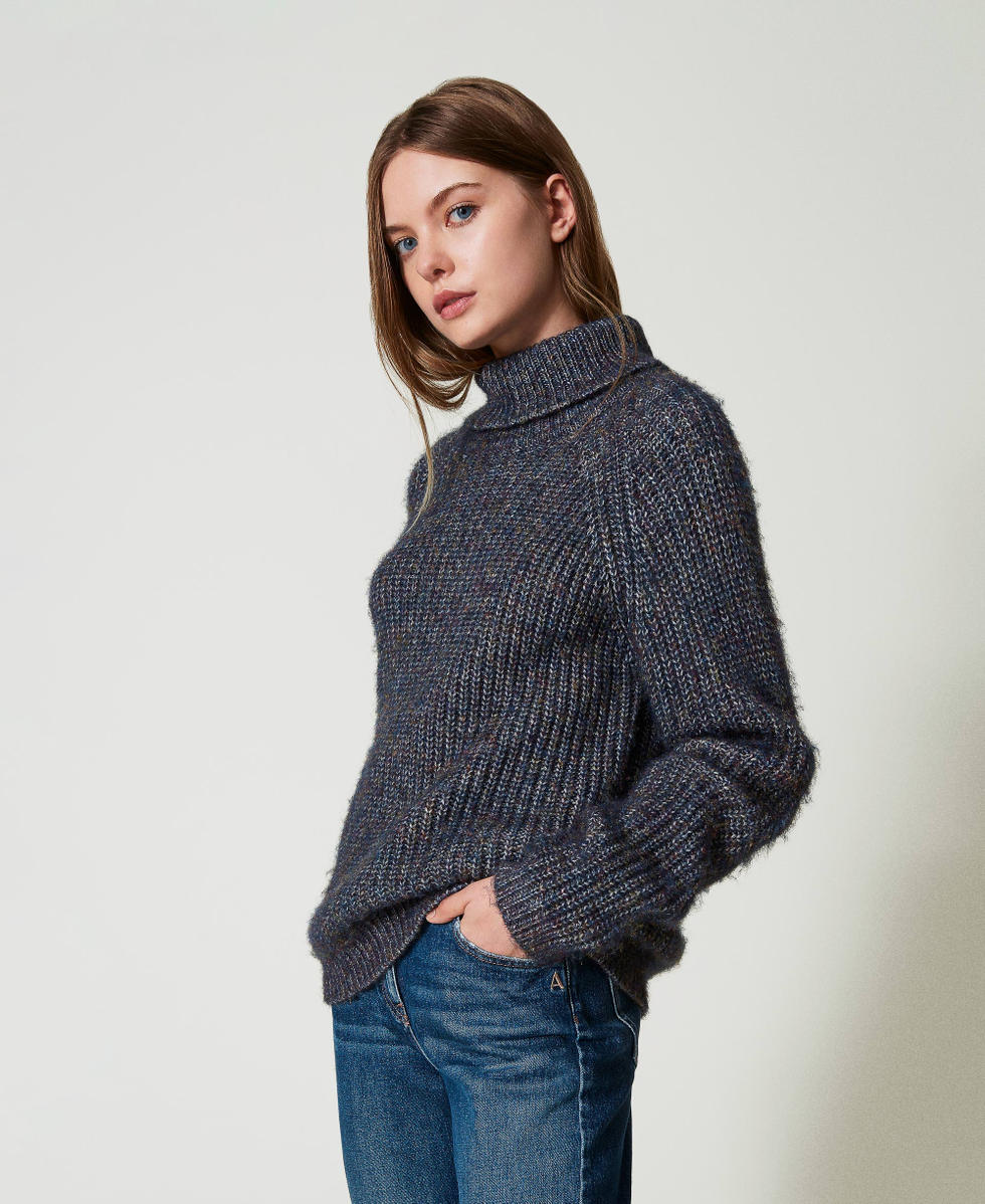 Multicolour yarn jumper with lurex
