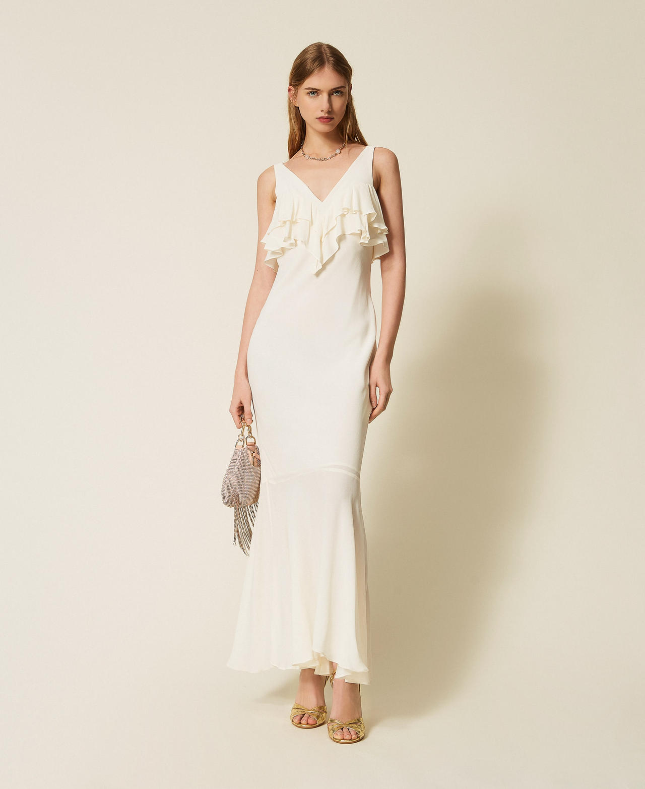 Robe longue en crêpe georgette avec volants