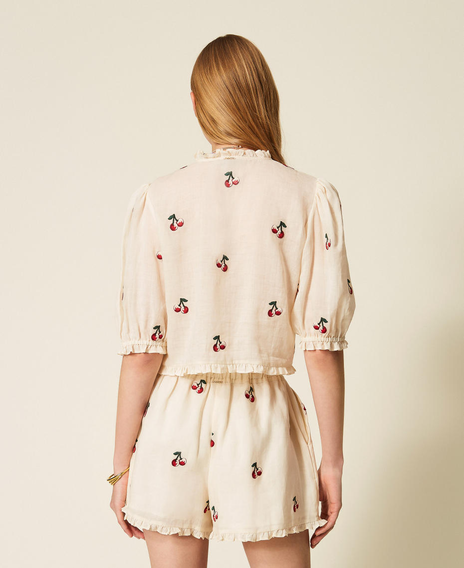Ramie shorts with cherry embroidery Parchment White/Cherry Red Embroidery Woman 261TT2421_13577_04