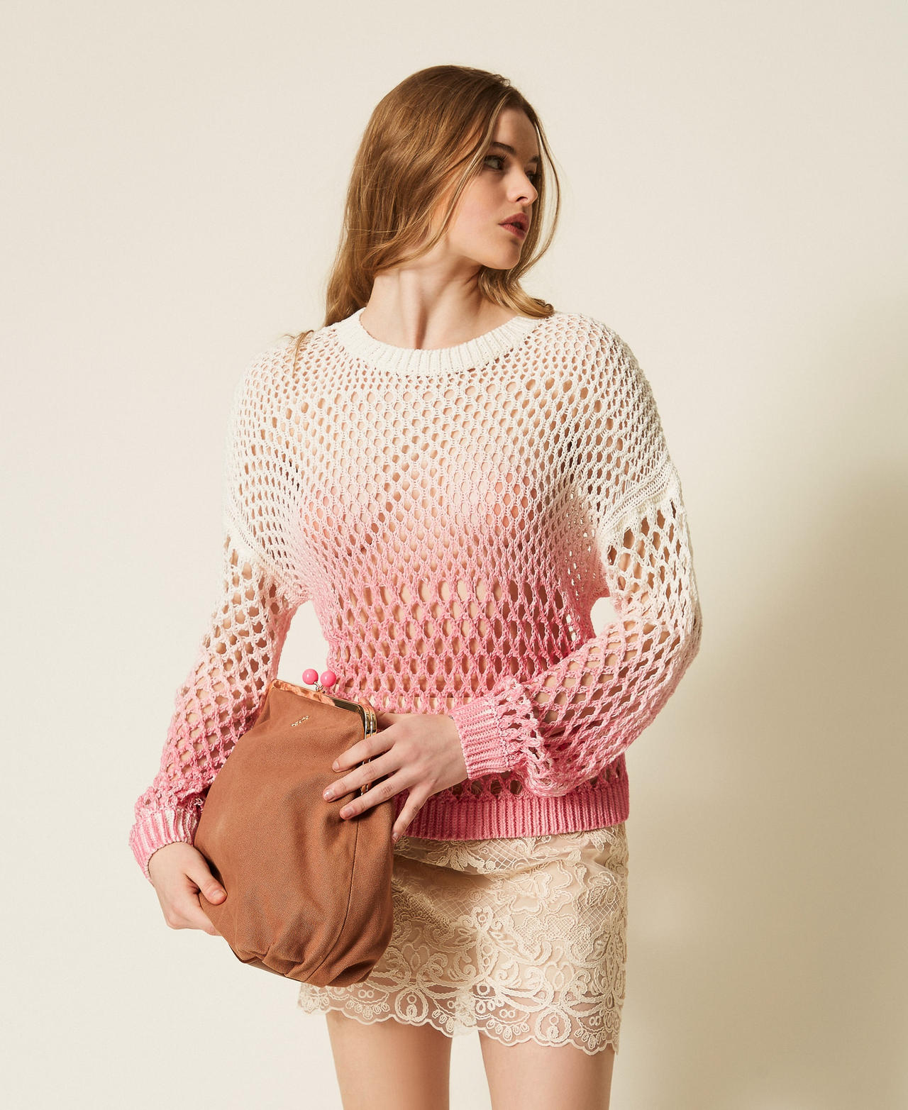 MYFO Netzpullover mit Farbverlauf-Print Zweifarbig Schneewei&szlig;/Aurora Pink Frau 261AQ3030_13601_01