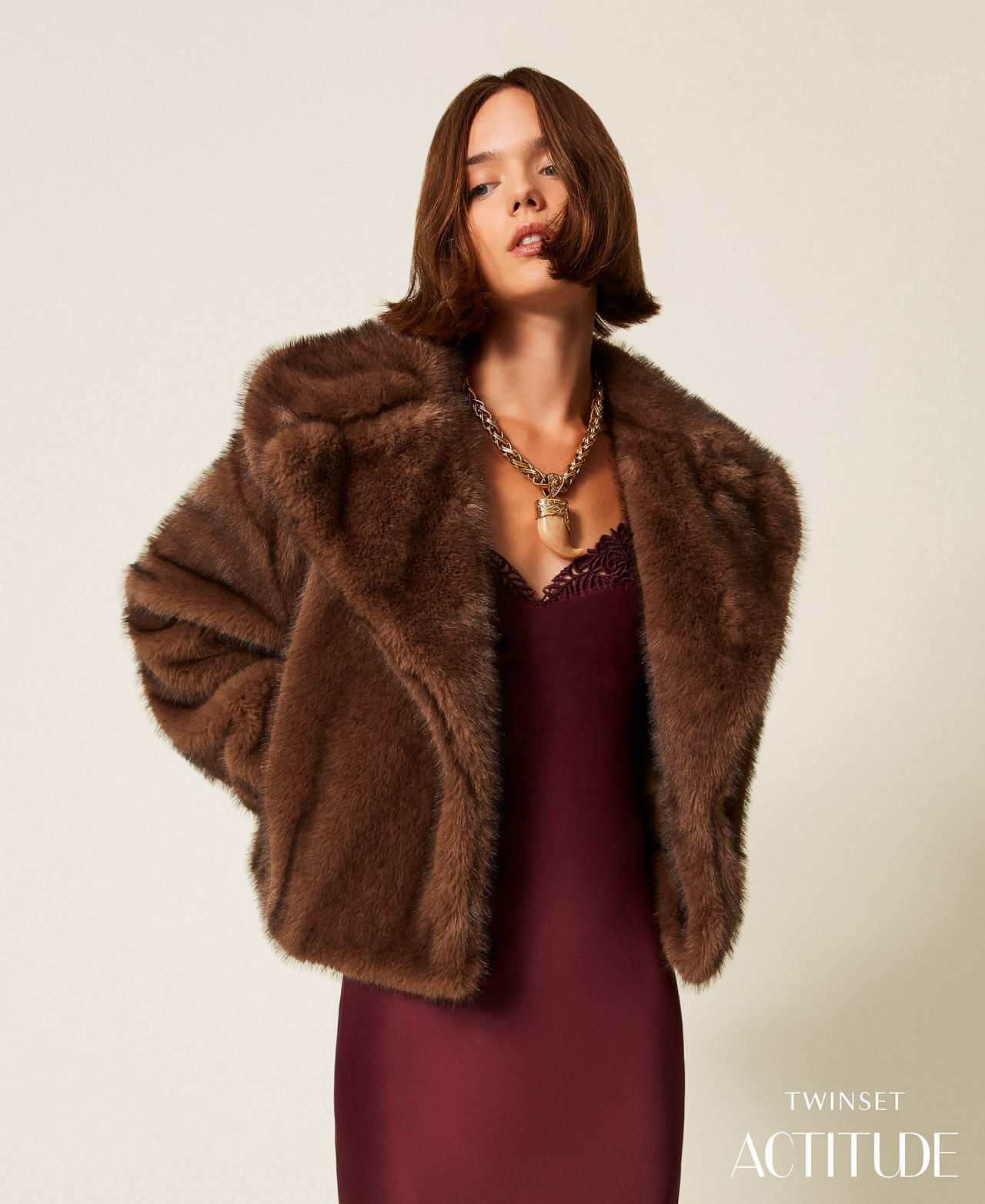 Cropped faux fur jacket Woman, Brown | TWINSET Milano
