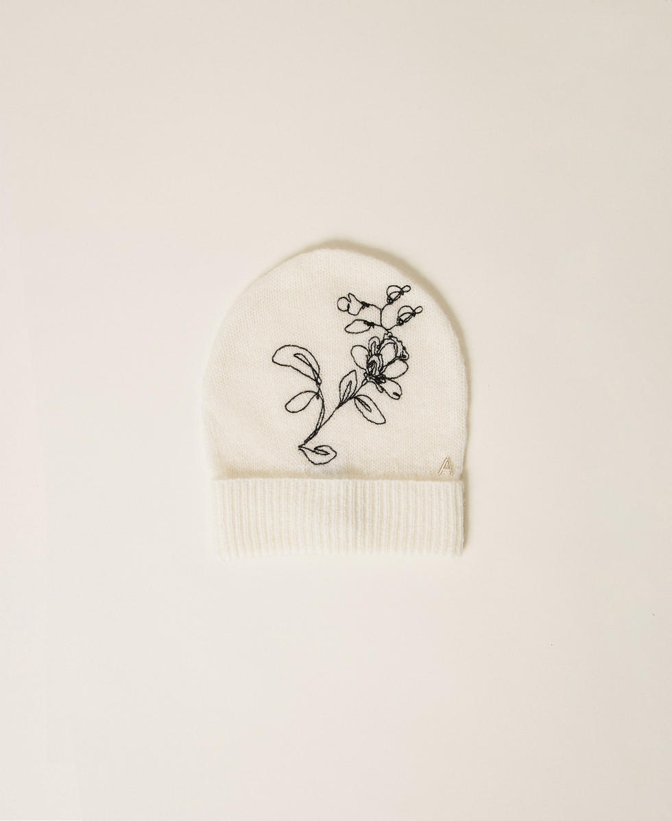 Bonnet en maille avec broderie florale Blanc "Neige"/Broderie Noir Femme 262AA4041_13762_01