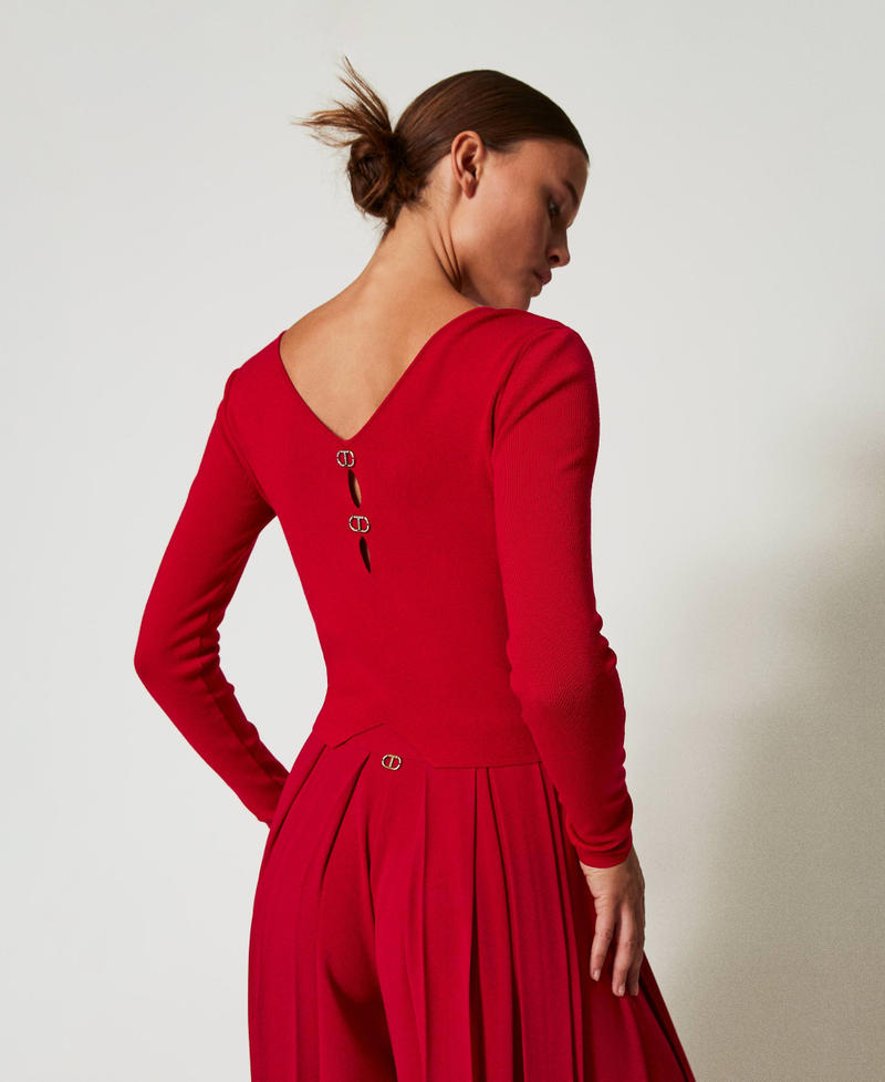 Pull double usage avec Oval T Rouge Vénitien Femme 242TT3031_00740_06