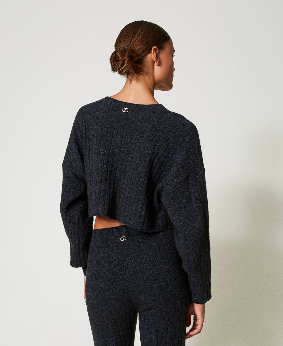 Pull cropped en laine m&eacute;lang&eacute;e Gris Anthracite Chin&eacute; Femme 242TT3360_12030_03